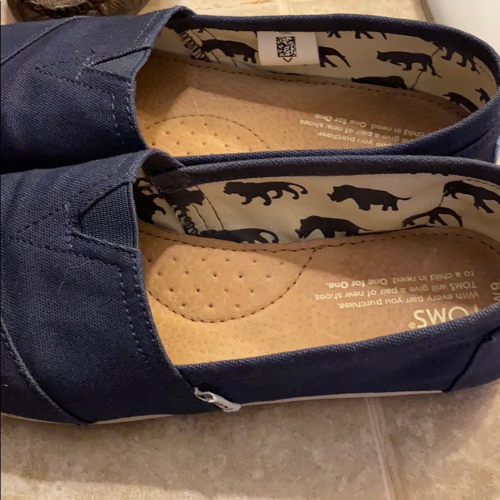 Flats - Picture 2 of 3